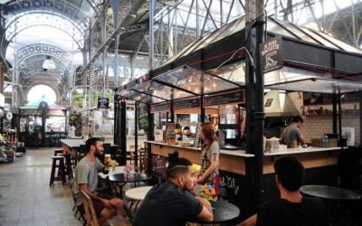 El mercado de San Telmo, eje de una movida cosmopolita que crece en todo el barrio